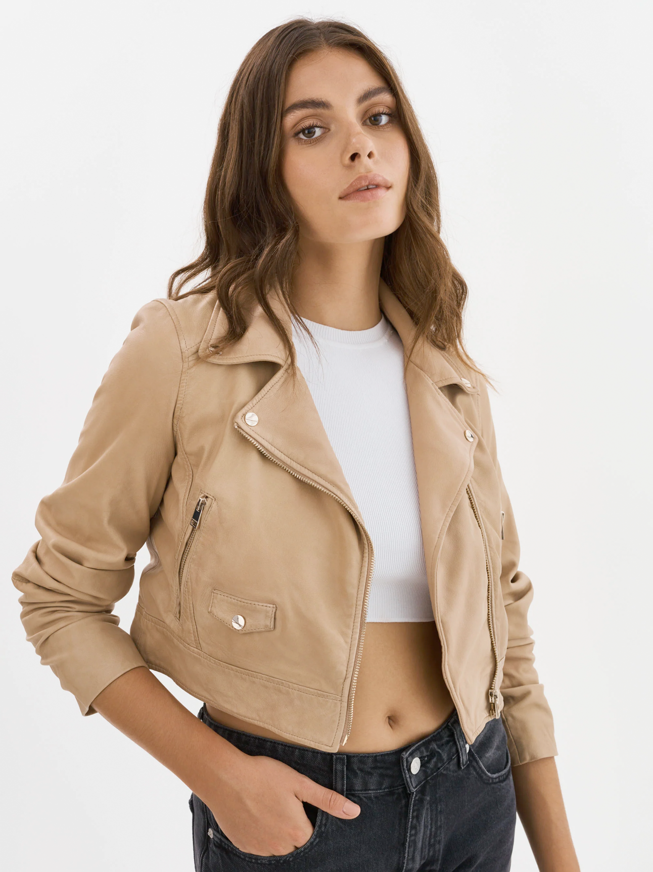 Janika Cropped Leather Jacket in Wheat – M. Sorelle