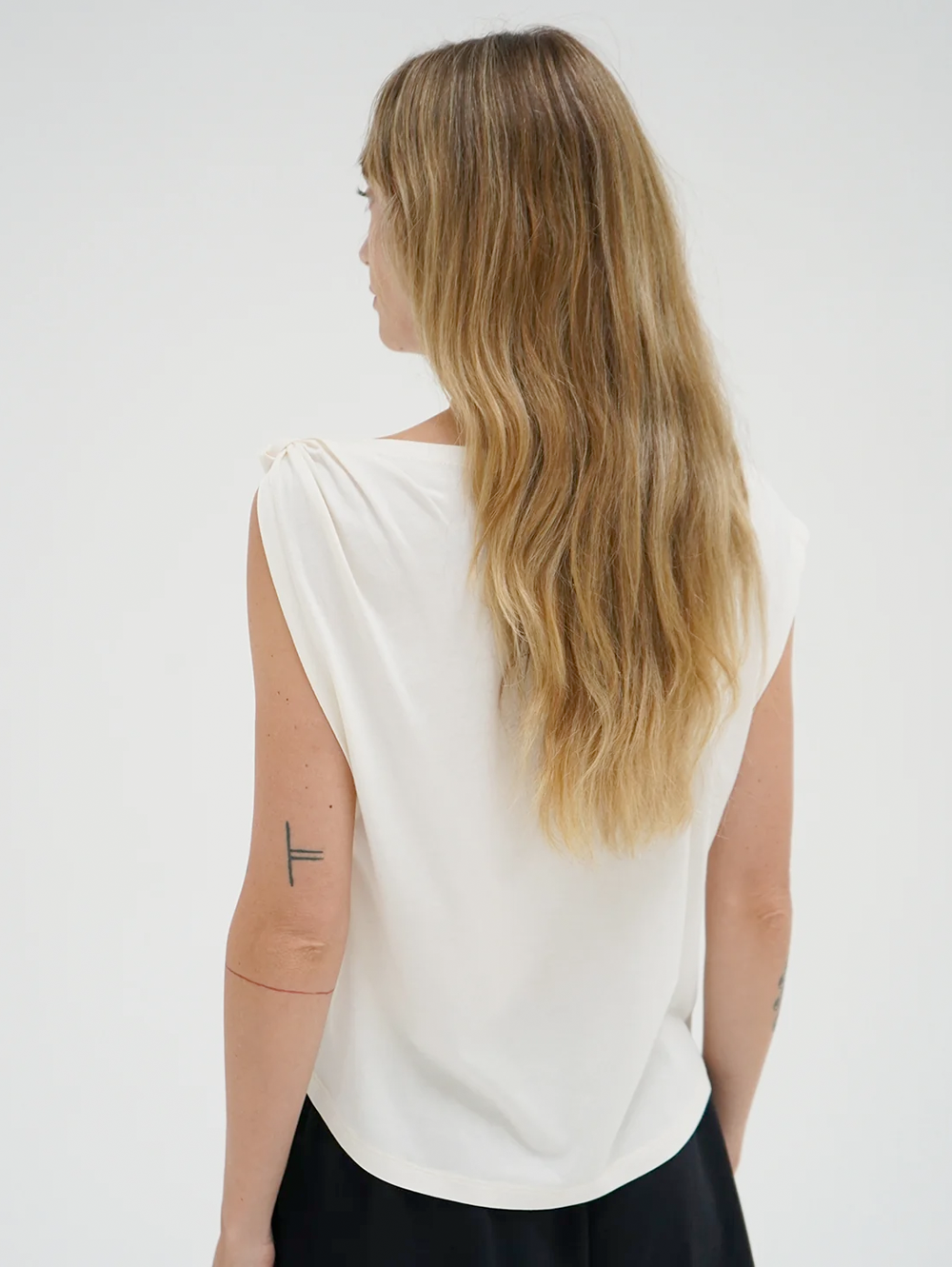 Natia Knot Tee