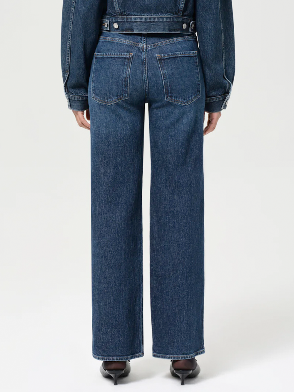 Harper Straight Jean (Stretch) in Echo