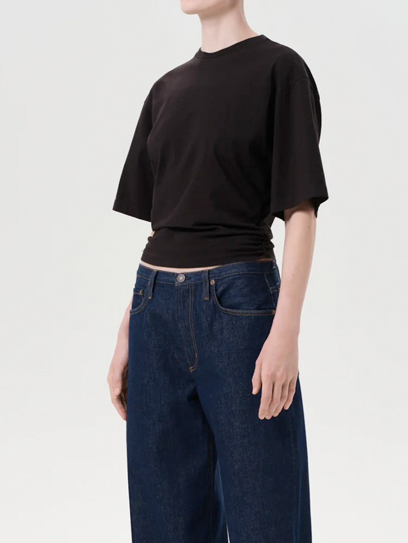 Shari Tee in Black