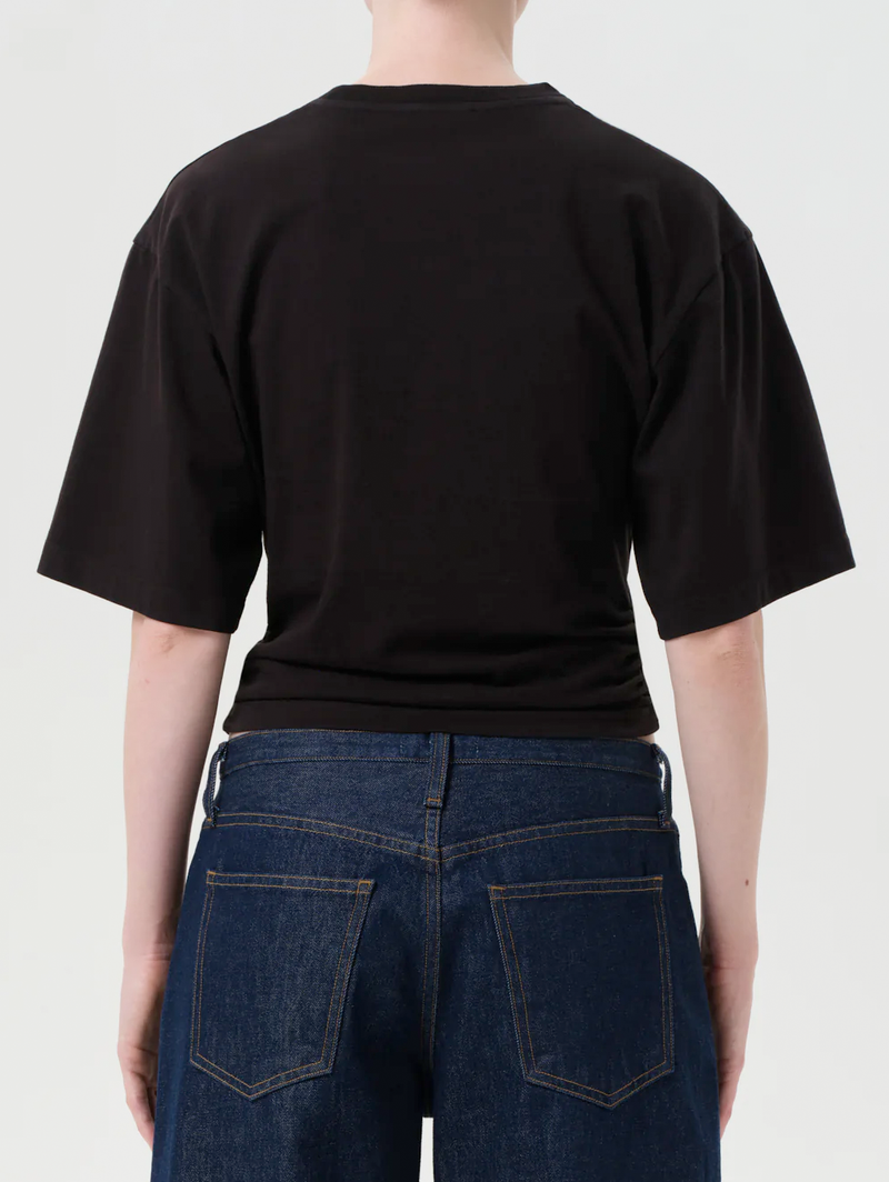Shari Tee in Black